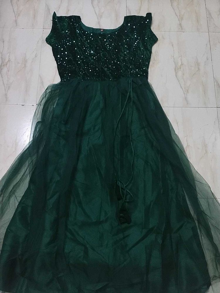 Beautiful Green Sequin Gown