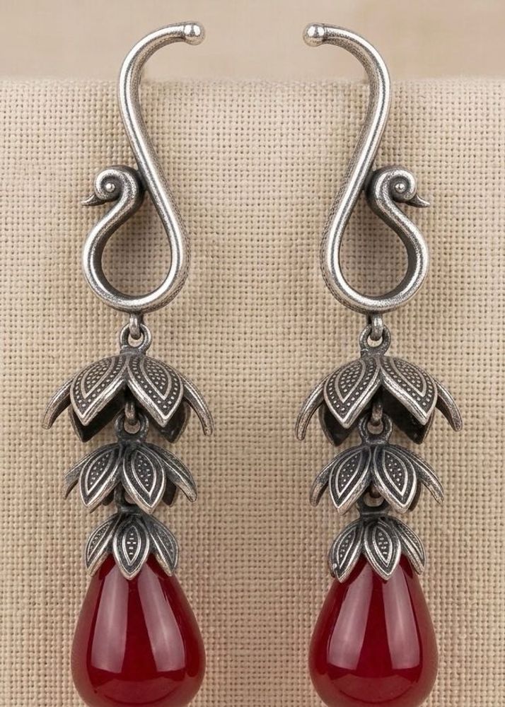 Exquisite Red &amp; Green Earrings set of 2 - combo