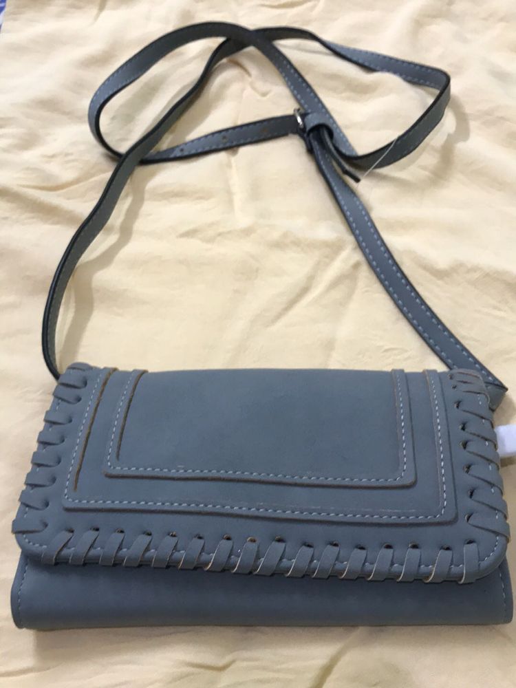 Stylish Blue Crossbody Bag with Weave Detail