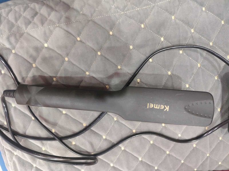 Kemei Hair Straightener