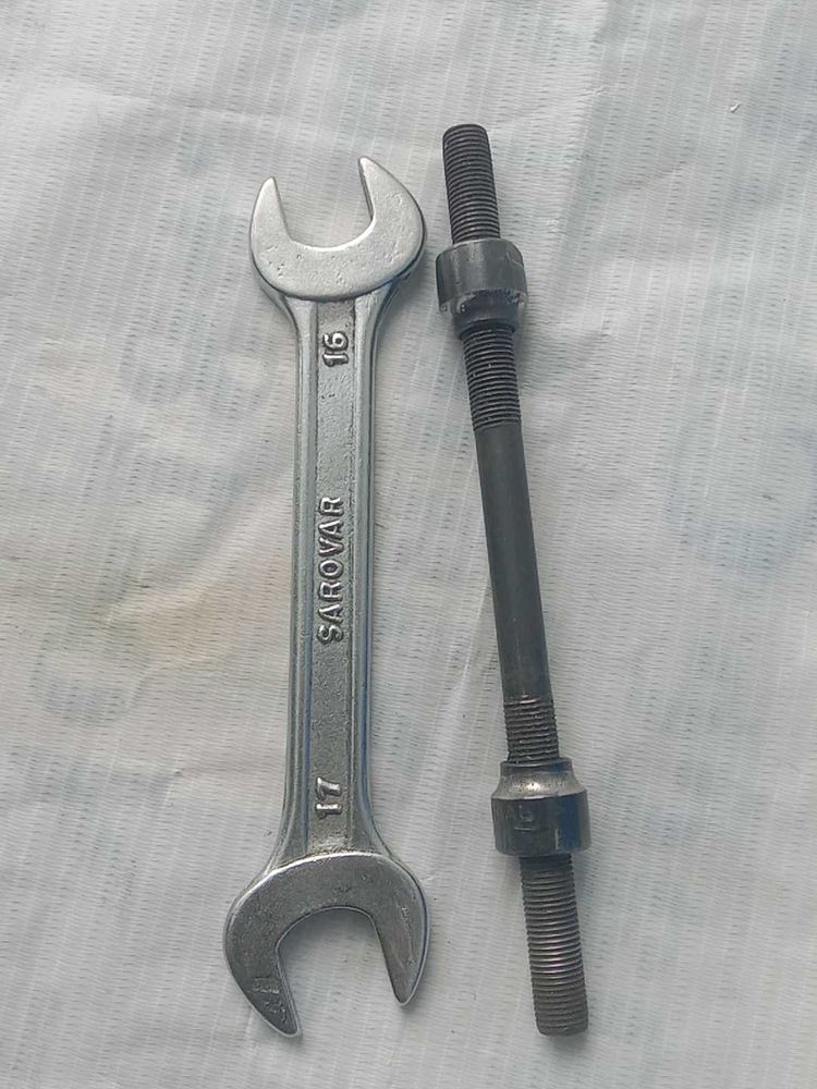bicycle SAROVAR Wrench &amp; Axe