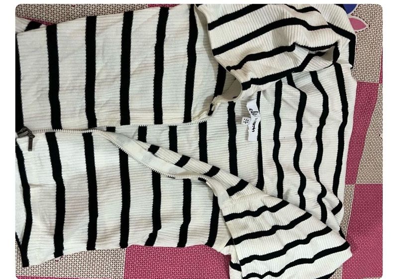 combo of three top and a bag customer demand
