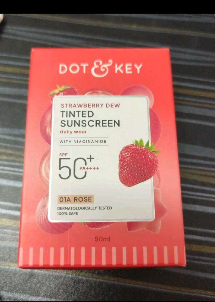 Dot &amp; Key Strawberry Tinted Sunscreen SPF 50
