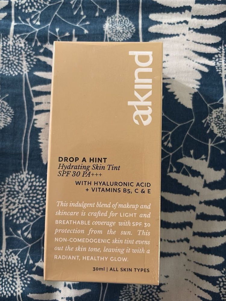 Aknd Drop A Hint Skin Tint SPF 30