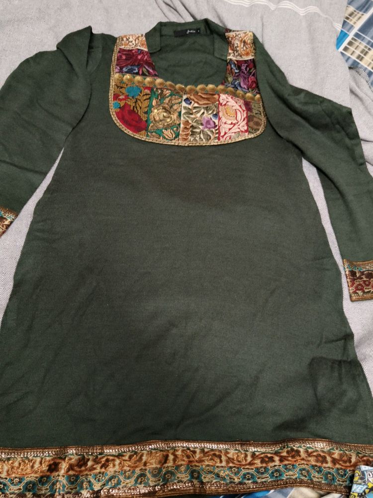 Beautiful Woolen Kurti L Size