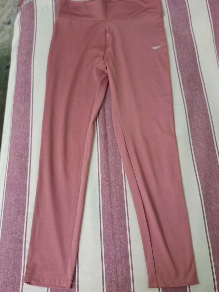 Women Redtape Gym Leggings