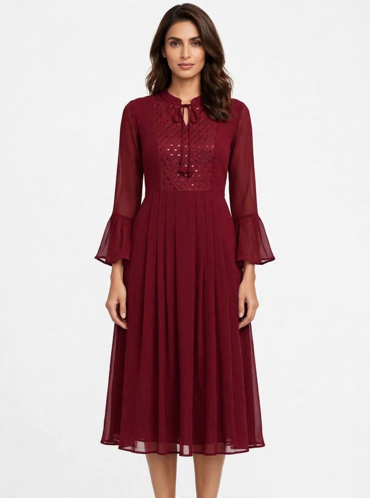 Elegant Maroon Georgette Gown