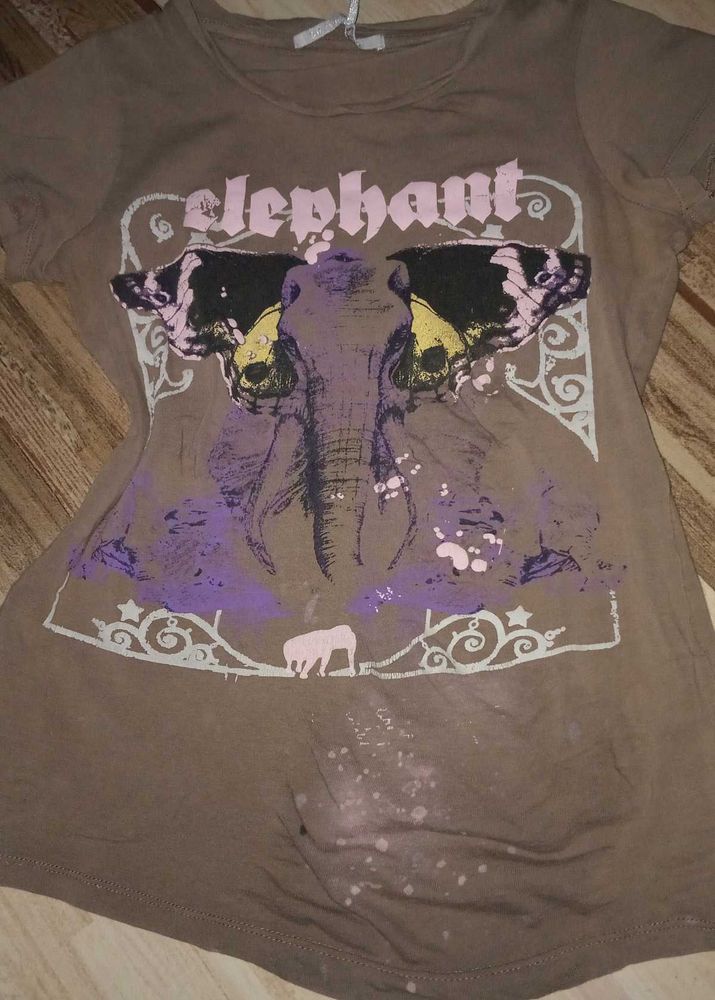 Y2K Brown Elephant Graphic T-Shirt