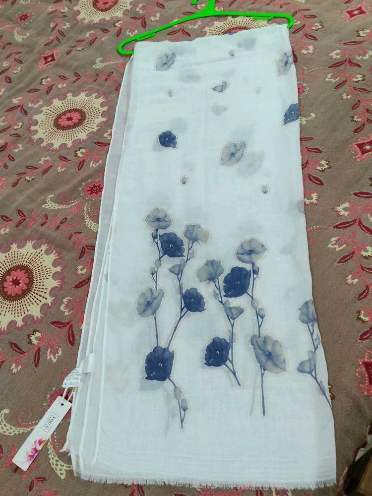 Elegant White Floral Dupatta