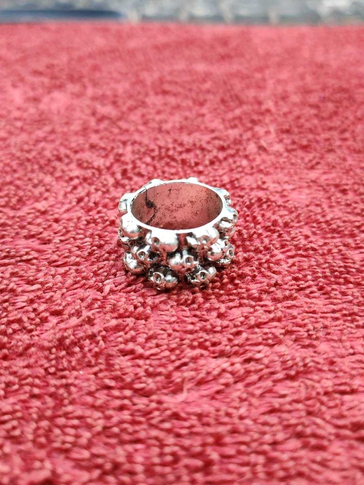 Skull Ring