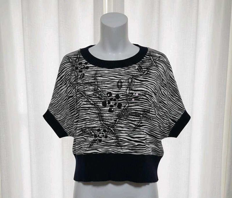 Unique Zebra Print Top