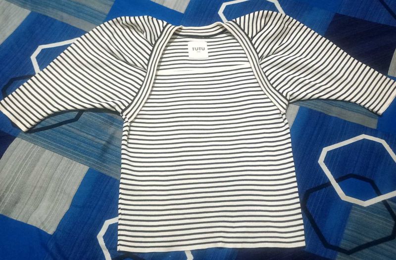 classic Striped Puff Sleeve Top