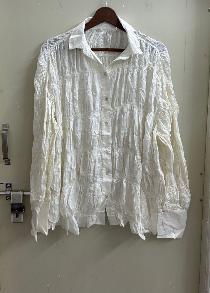 Crinkled White Button-Down Shirt(Brand new )