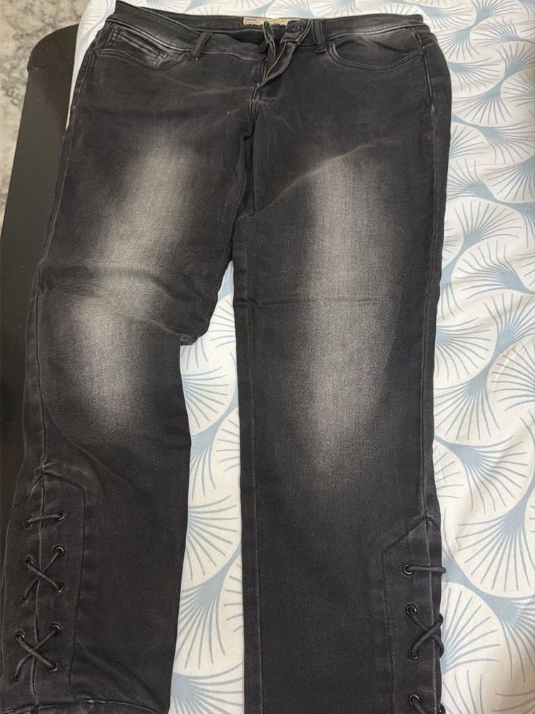 Stylish Black Lace-Up Jeans