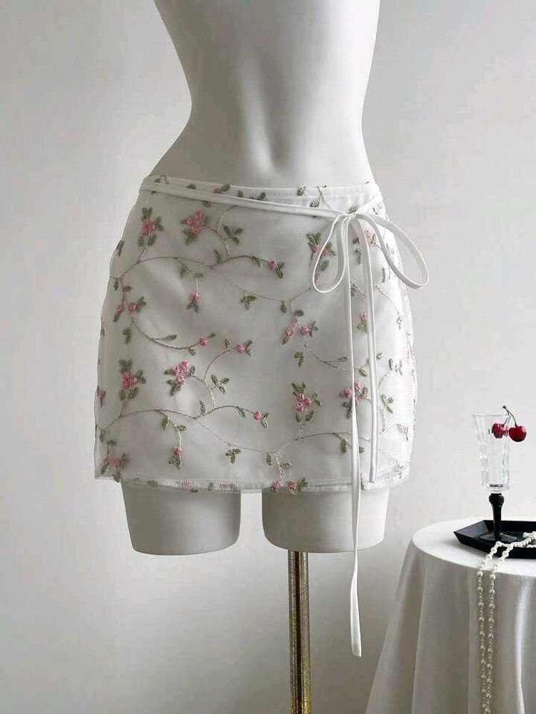 floral embroidery skirt