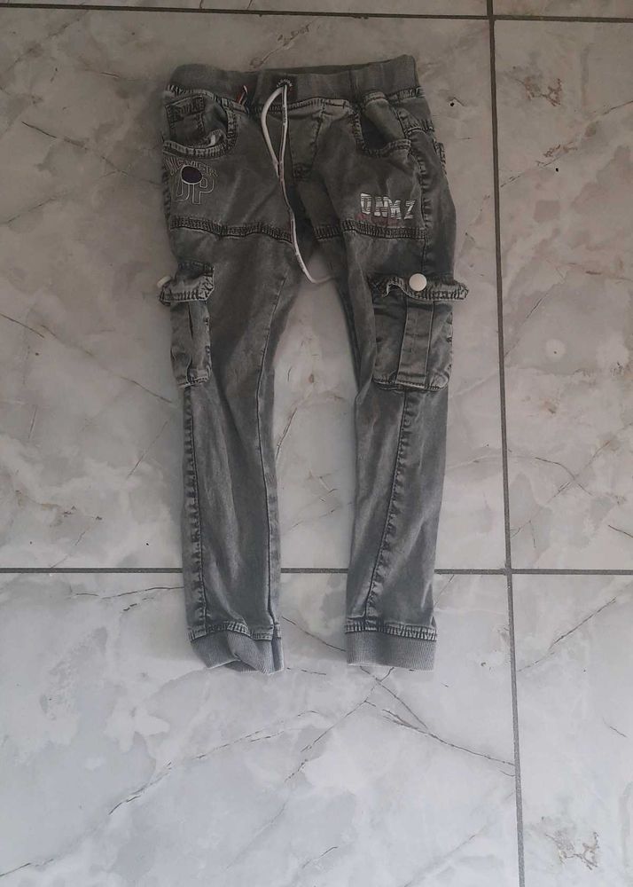 Stylish Grey Cargo Jeans for Men