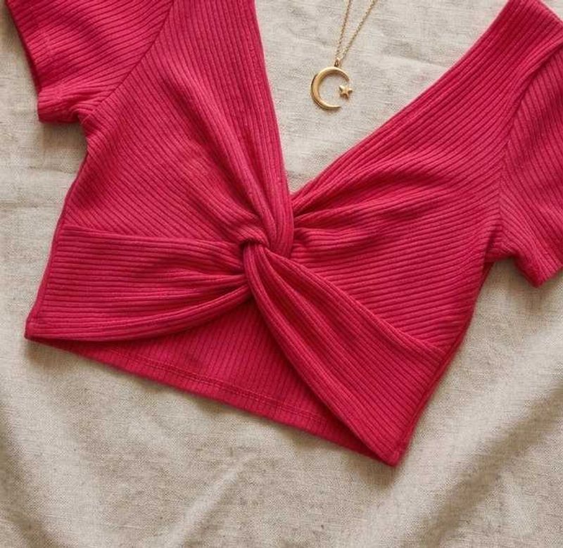 red ribbed Trendy Twisted Crop Top