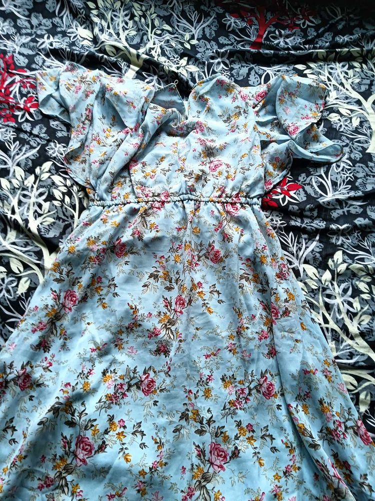 maxi dress with gown