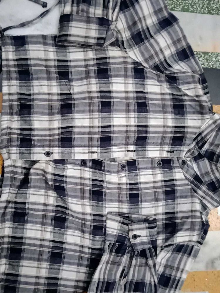 Classic Plaid Long Sleeve Shirt