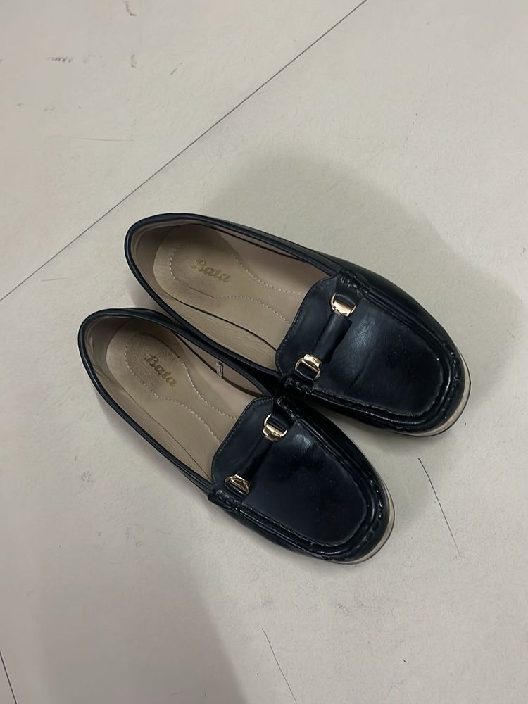 Classic Black Loafers EU37