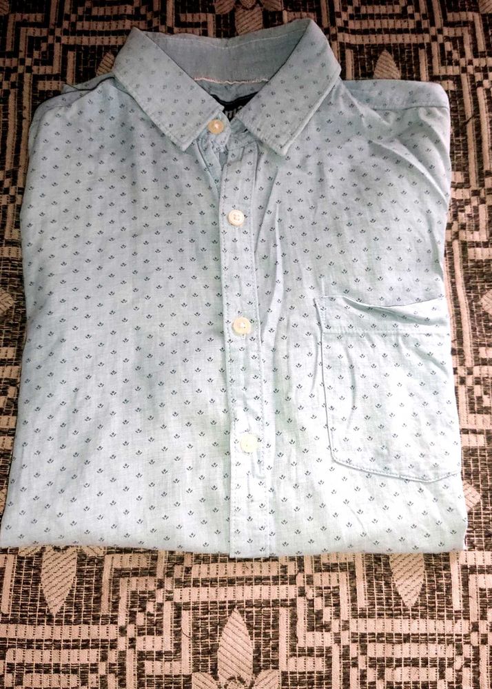 Men's Light Blue Printed Button-Down Shirt