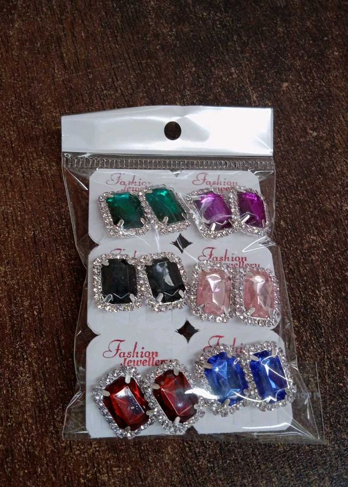 6 Pairs Of Stud Earrings