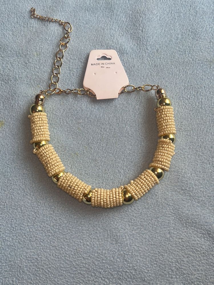 Neckpiece