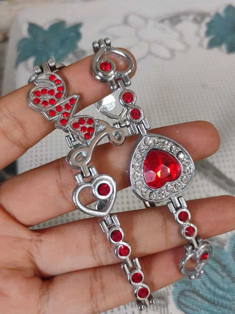 Charming "LOVE" Heart Bracelet
