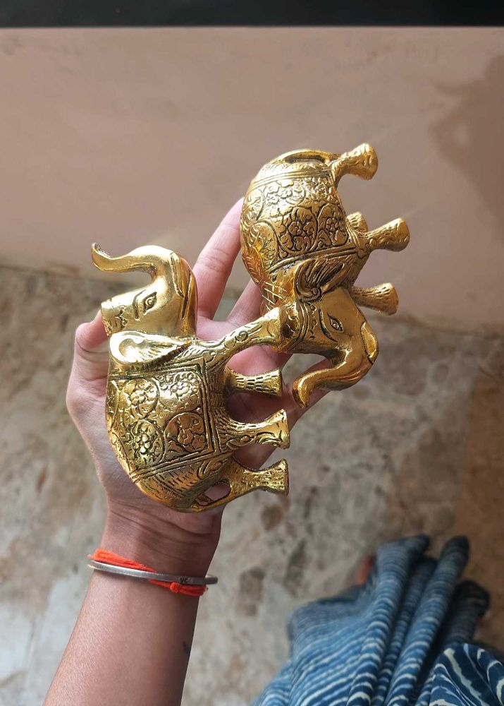 Brass Elephant Showpiece