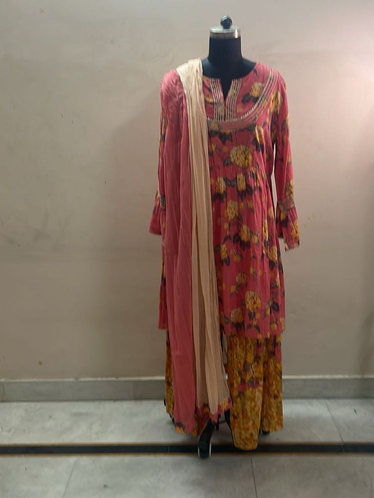Floral Print Kurta Set with Dupatta