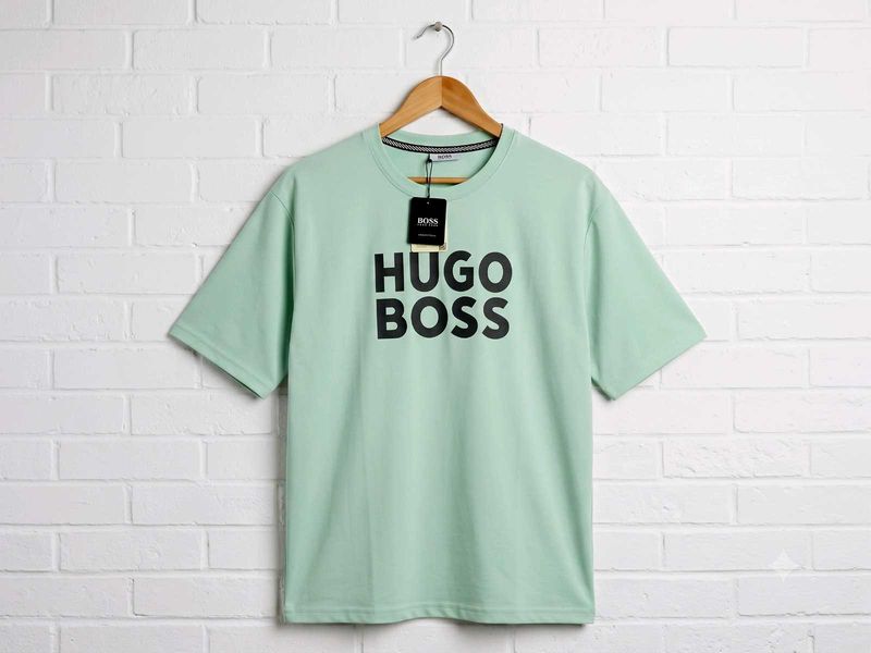💯OG Hugo Boss Brand New tshirt with Tag🏷