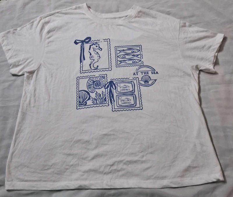 Casual Oversized T-Shirt with "At the Sea" Print