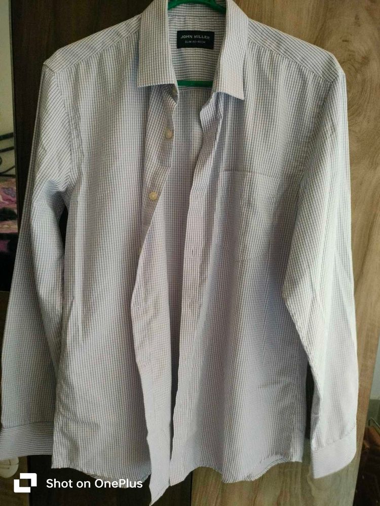 Classic Men's Checkered Formal Shirt