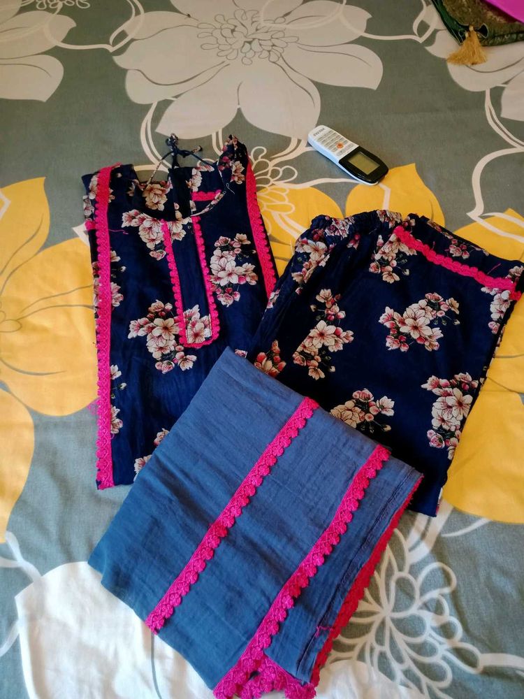 Navy Floral Kurta Set with Pink Trim