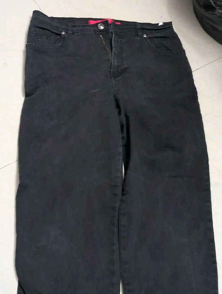 Y2K Gloria Vanderbilt: Stylish Black Denim Jeans