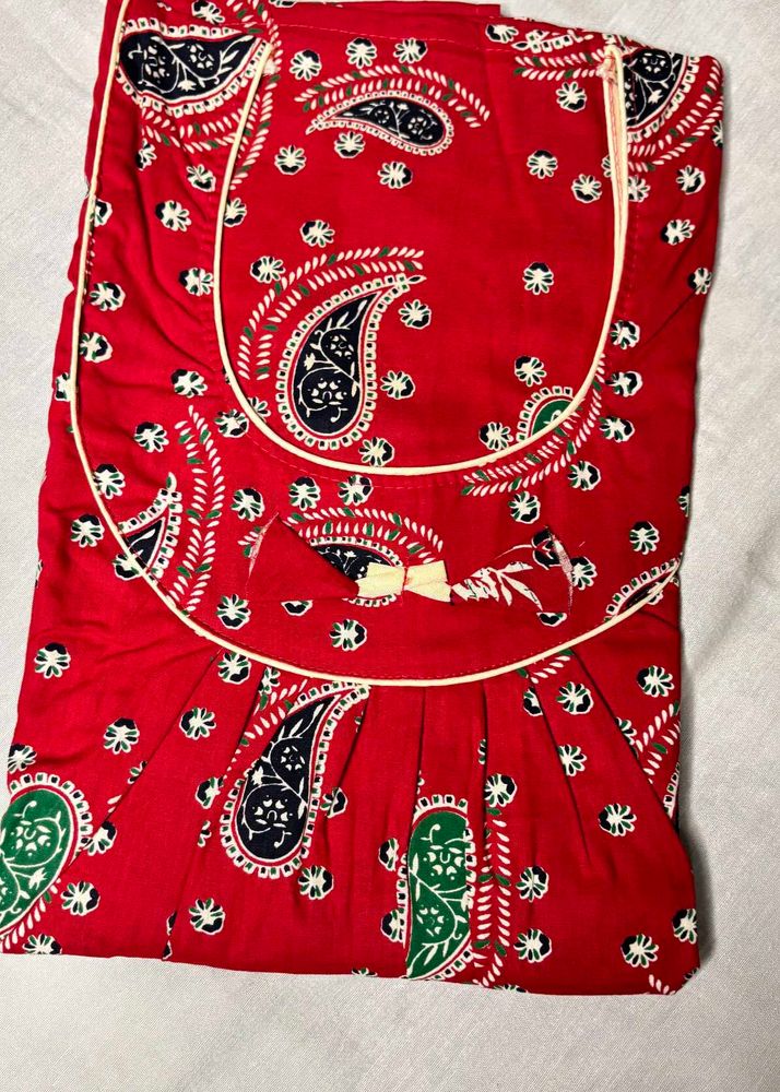 Pure Cotton Red Paisley Print Nightgown