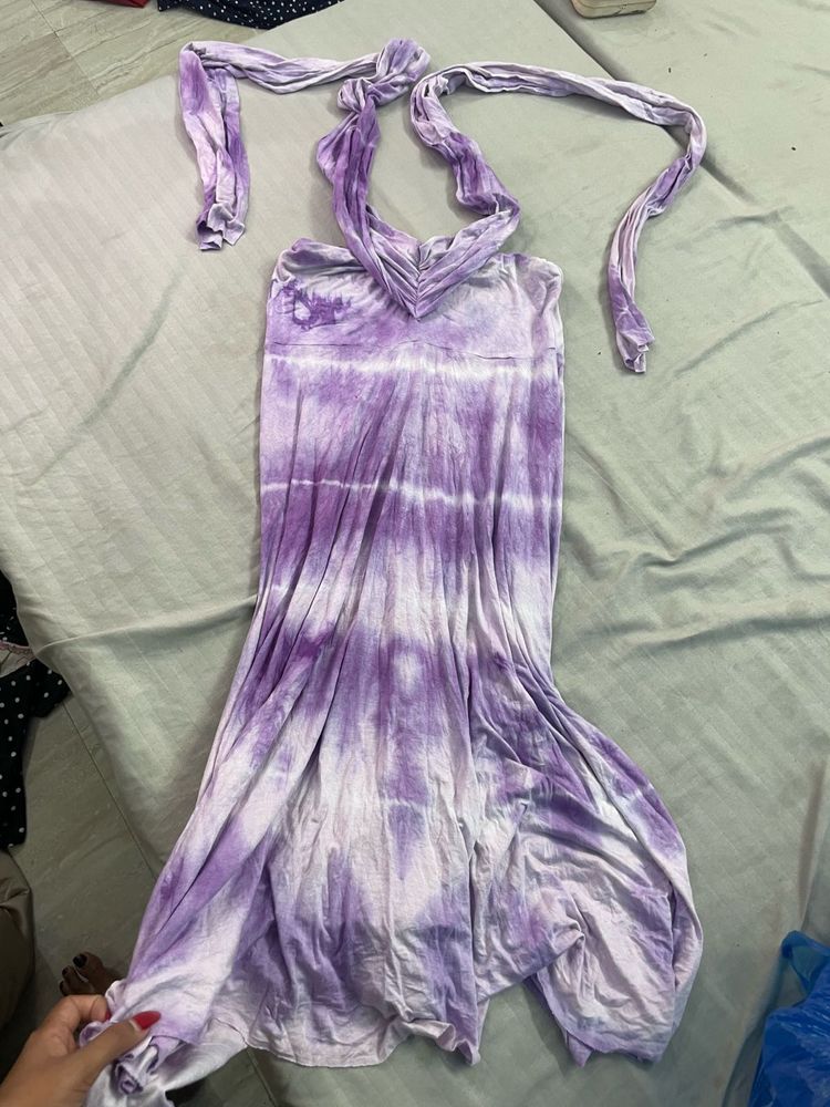 Halter Dress style it skirt also