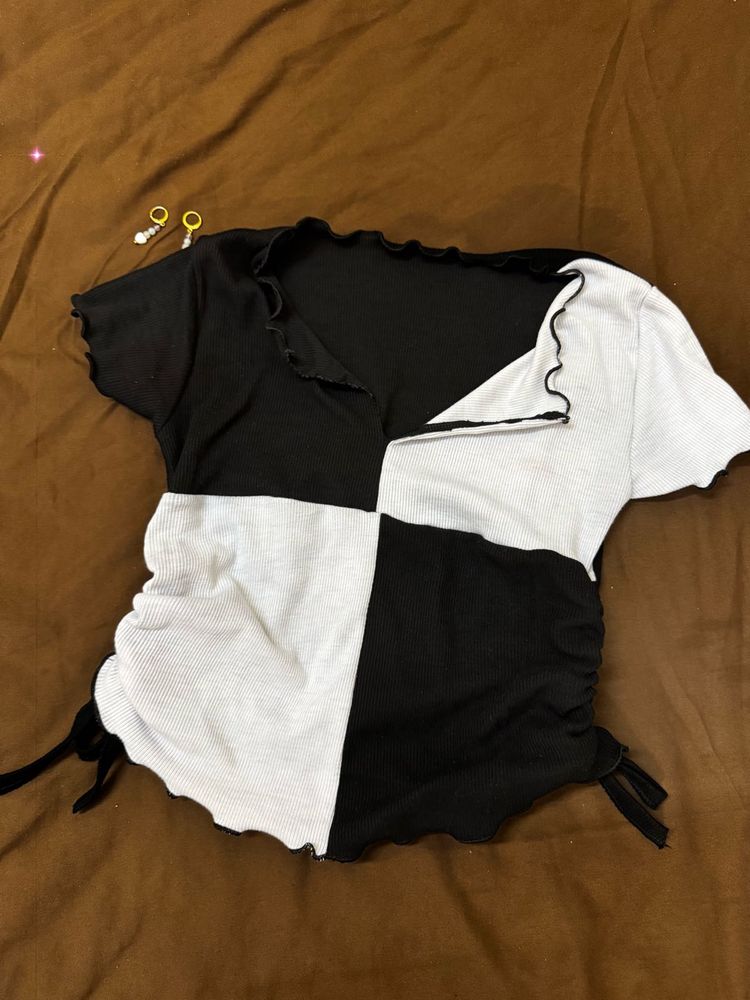 Black &amp; White Patchwork Top 32-34