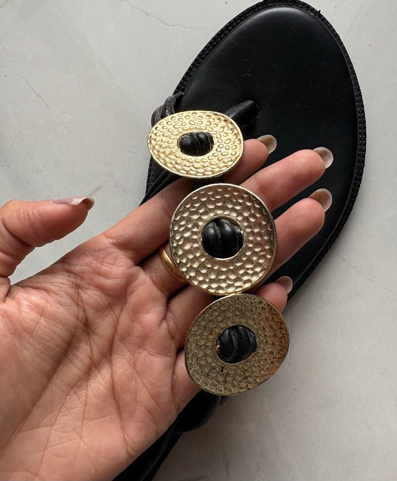 Stylish Black &amp; Gold Embellished Flip-Flops