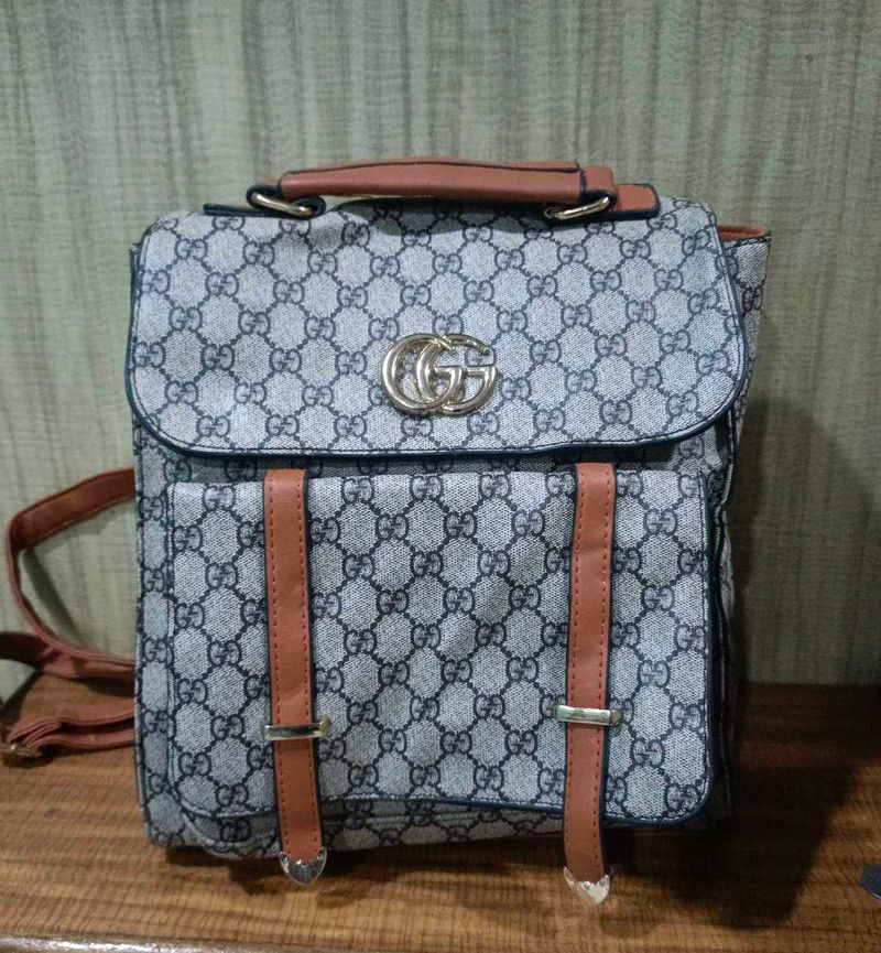 Gucci bagpack