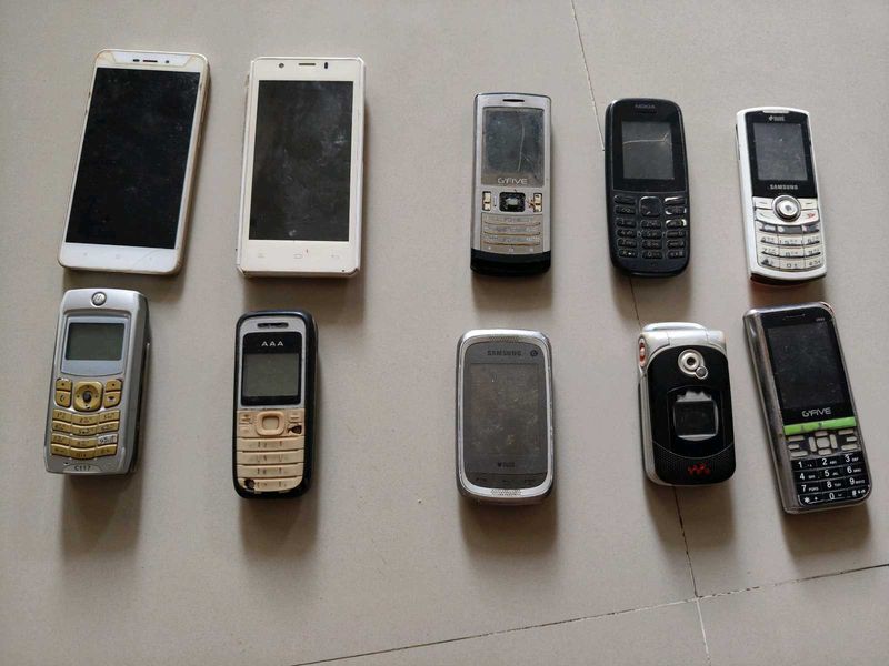 Lot of 10 Mobile Phones