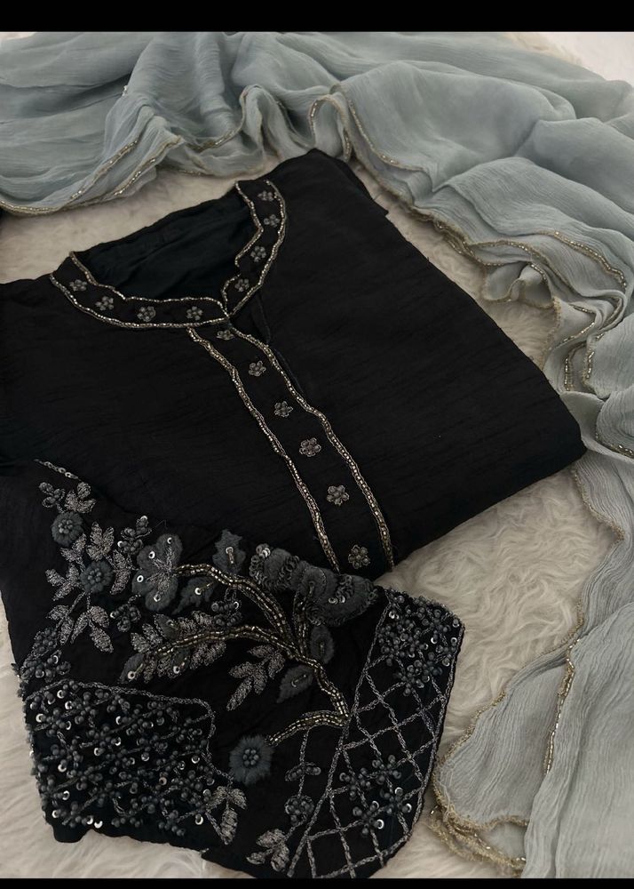Elegant Black Kurta Set with Embellishments