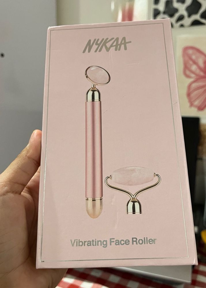 Nykaa Rose Quartz Vibrating Face Roller