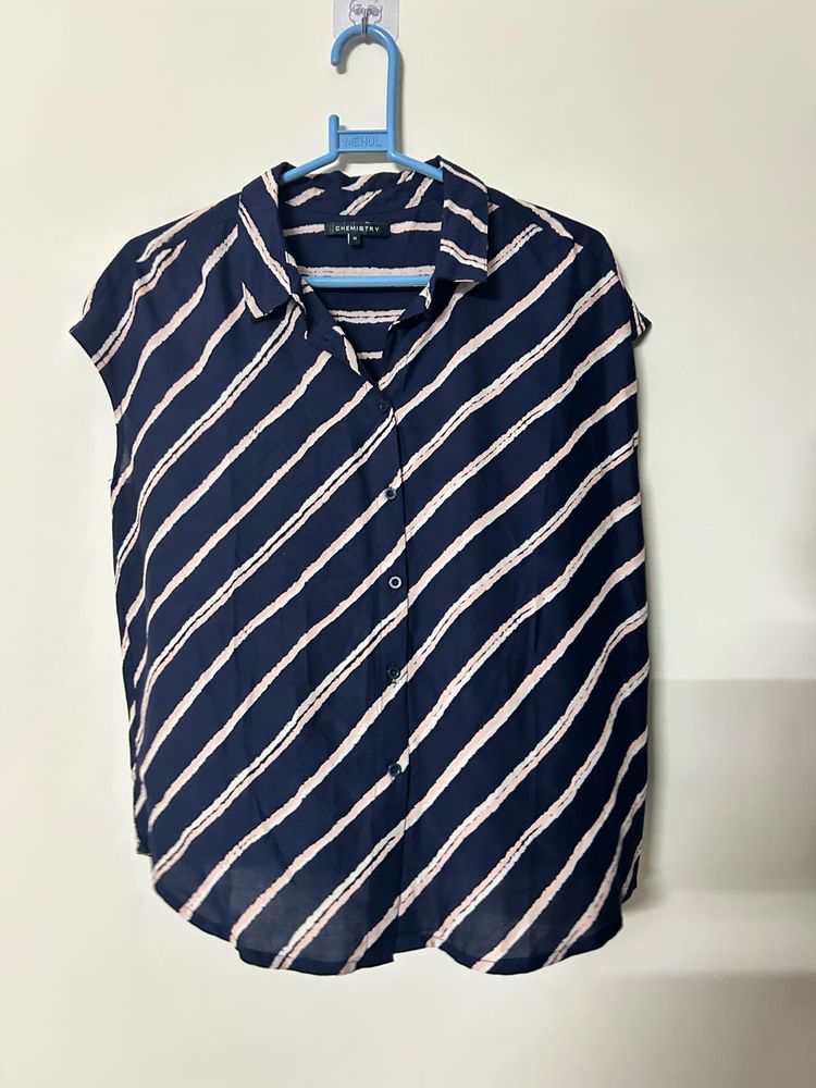 Chic Striped Button-Up Sleeveless Top
