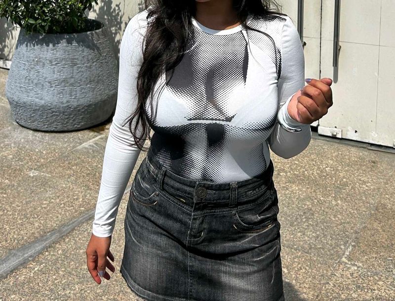 Unique Graphic Tee Savana Zara H&amp;M
