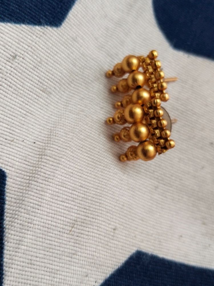 Golden Colour Earring