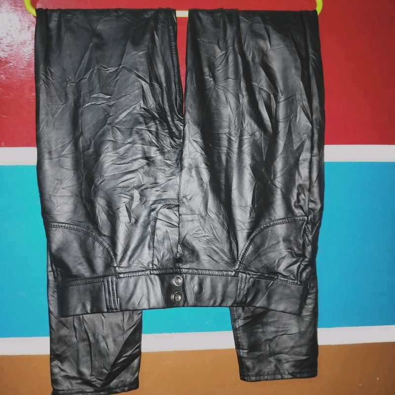 Price Drop 💧 Leather Pants For Women