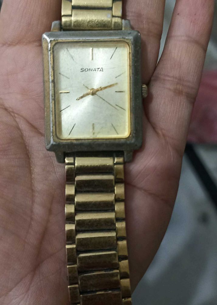 Used Sonata Women's Classic Gold Watch