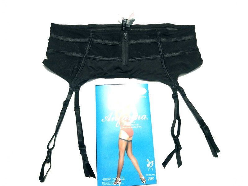 (820)Vintage Black Garter Belt