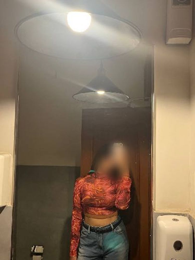 Trendy Long Sleeve Crop Top